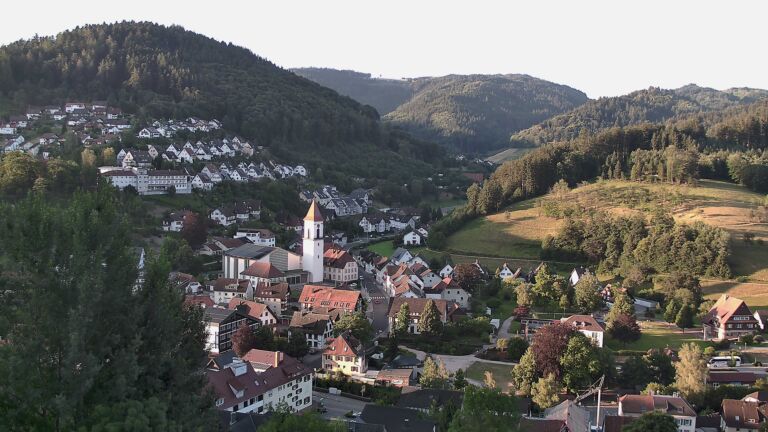 Dieses Bild zeigt eine Webcam-Aufnahme von Ottenhöfen, aufgenommen am Donnerstag, den 09.07.2026 um 06:40 Uhr