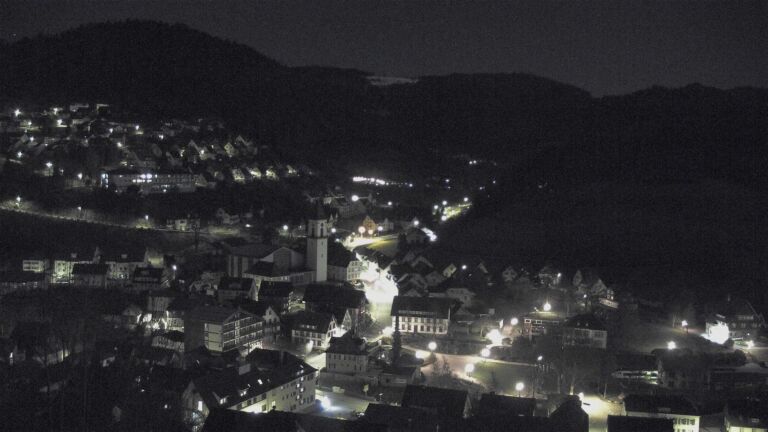 Dieses Bild zeigt eine Webcam-Aufnahme von Ottenhöfen, aufgenommen am Samstag, den 28.03.2026 um 01:00 Uhr