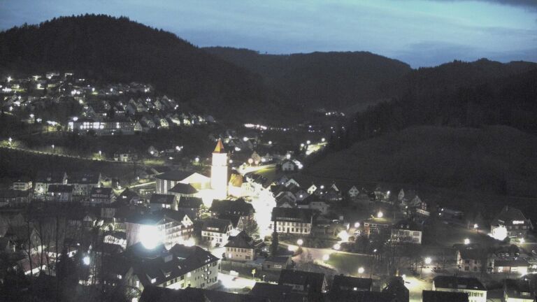 Dieses Bild zeigt eine Webcam-Aufnahme von Ottenhöfen, aufgenommen am Sonntag, den 15.03.2026 um 19:10 Uhr