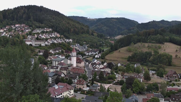 Dieses Bild zeigt eine Webcam-Aufnahme von Ottenhöfen, aufgenommen am Samstag, den 15.08.2026 um 20:00 Uhr