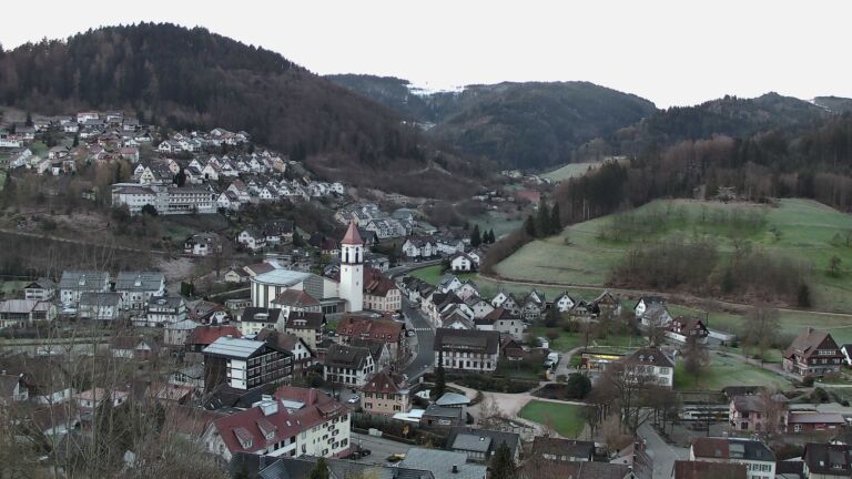 Dieses Bild zeigt eine Webcam-Aufnahme von Ottenhöfen, aufgenommen am Samstag, den 28.03.2026 um 06:10 Uhr