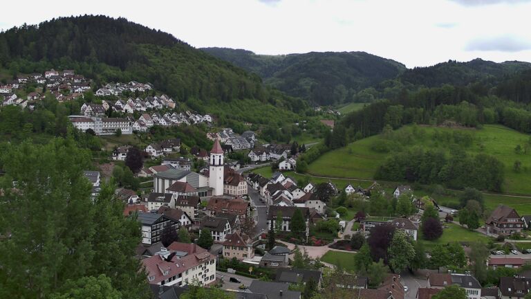 Dieses Bild zeigt eine Webcam-Aufnahme von Ottenhöfen, aufgenommen am Mittwoch, den 06.05.2026 um 11:20 Uhr