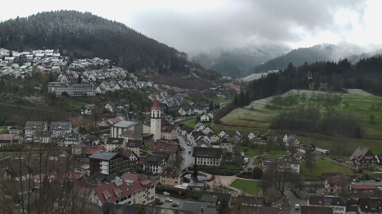 Dieses Bild zeigt eine Webcam-Aufnahme von Ottenhöfen, aufgenommen am Donnerstag, den 26.03.2026 um 10:50 Uhr