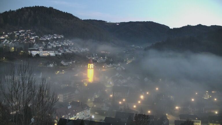 Dieses Bild zeigt eine Webcam-Aufnahme von Ottenhöfen, aufgenommen am Mittwoch, den 25.02.2026 um 18:30 Uhr