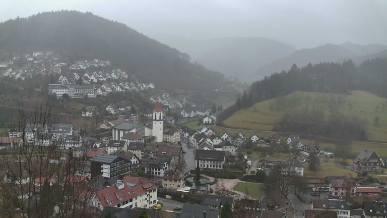 Dieses Bild zeigt eine Webcam-Aufnahme von Ottenhöfen, aufgenommen am Dienstag, den 10.02.2026 um 13:40 Uhr