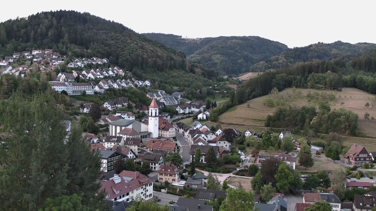 Dieses Bild zeigt eine Webcam-Aufnahme von Ottenhöfen, aufgenommen am Montag, den 24.08.2026 um 06:40 Uhr
