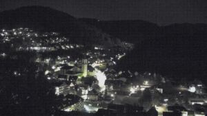Dieses Bild zeigt eine Webcam-Aufnahme von Ottenhöfen, aufgenommen am Freitag, den 16.10.2026 um 20:10 Uhr