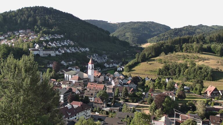 Dieses Bild zeigt eine Webcam-Aufnahme von Ottenhöfen, aufgenommen am Samstag, den 11.07.2026 um 07:40 Uhr
