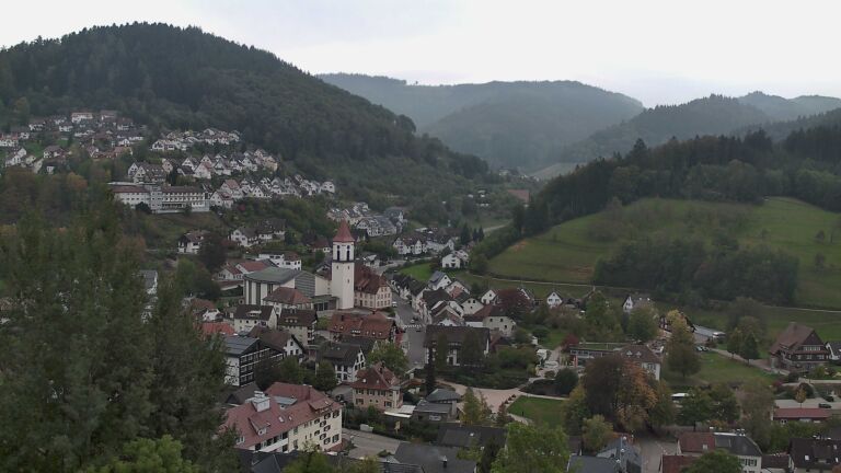 Dieses Bild zeigt eine Webcam-Aufnahme von Ottenhöfen, aufgenommen am Dienstag, den 20.10.2026 um 17:00 Uhr