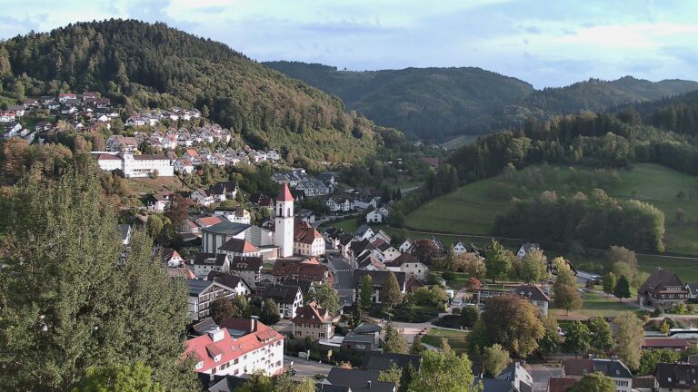 Dieses Bild zeigt eine Webcam-Aufnahme von Ottenhöfen, aufgenommen am Mittwoch, den 07.10.2026 um 17:40 Uhr