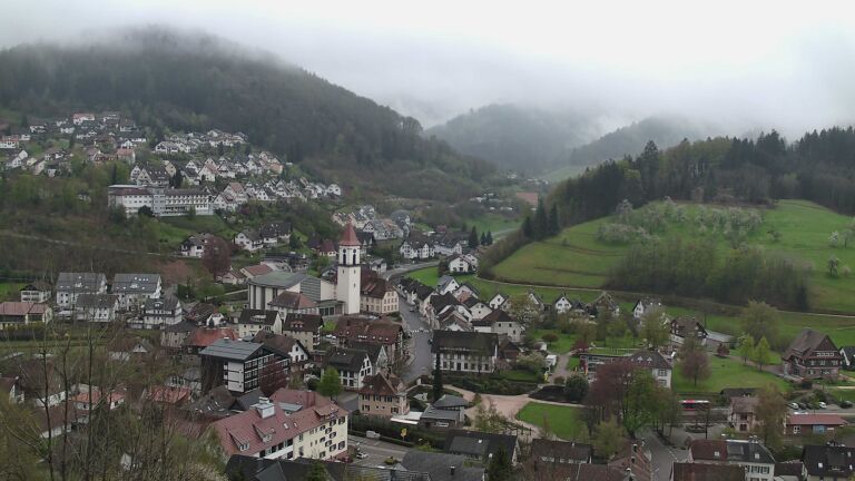 Dieses Bild zeigt eine Webcam-Aufnahme von Ottenhöfen, aufgenommen am Dienstag, den 14.04.2026 um 08:50 Uhr