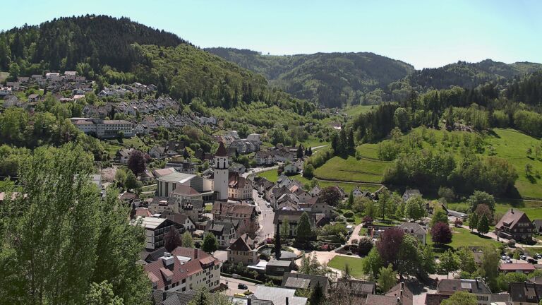 Dieses Bild zeigt eine Webcam-Aufnahme von Ottenhöfen, aufgenommen am Donnerstag, den 30.04.2026 um 12:40 Uhr
