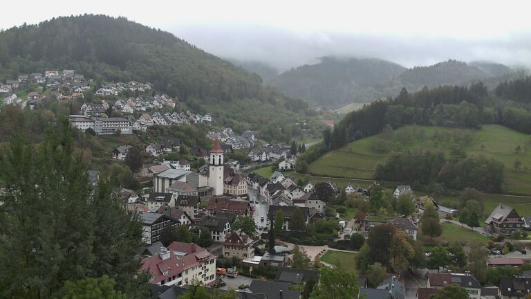 Dieses Bild zeigt eine Webcam-Aufnahme von Ottenhöfen, aufgenommen am Donnerstag, den 08.10.2026 um 10:00 Uhr