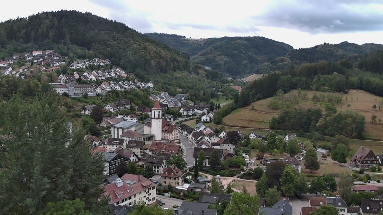 Dieses Bild zeigt eine Webcam-Aufnahme von Ottenhöfen, aufgenommen am Samstag, den 22.08.2026 um 07:40 Uhr