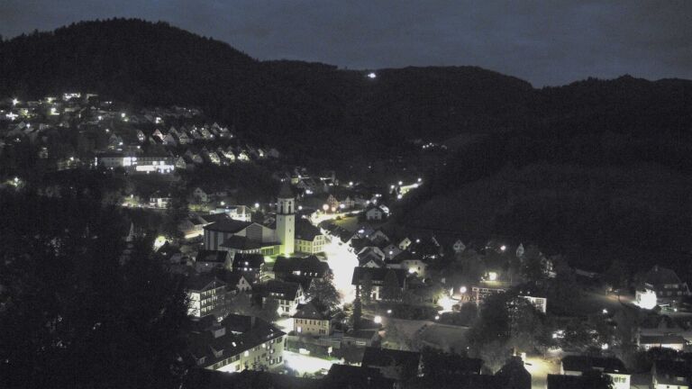 Dieses Bild zeigt eine Webcam-Aufnahme von Ottenhöfen, aufgenommen am Montag, den 12.10.2026 um 06:50 Uhr