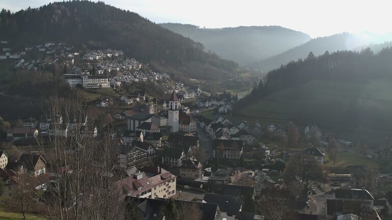 Dieses Bild zeigt eine Webcam-Aufnahme von Ottenhöfen, aufgenommen am Freitag, den 12.12.2025 um 14:20 Uhr