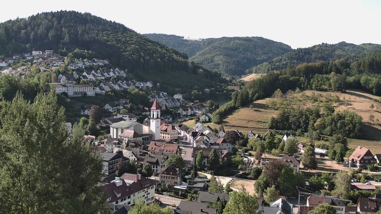 Dieses Bild zeigt eine Webcam-Aufnahme von Ottenhöfen, aufgenommen am Mittwoch, den 12.08.2026 um 09:20 Uhr