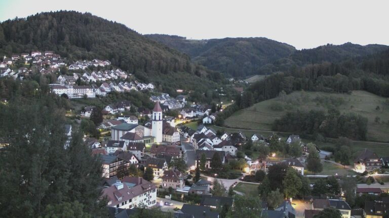 Dieses Bild zeigt eine Webcam-Aufnahme von Ottenhöfen, aufgenommen am Donnerstag, den 10.09.2026 um 20:20 Uhr