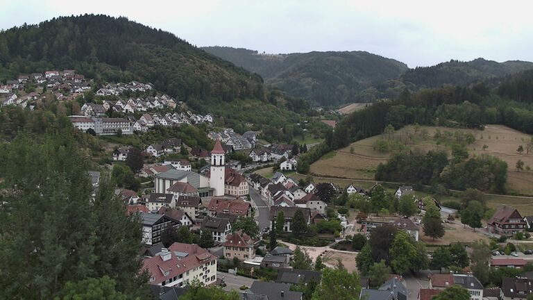 Dieses Bild zeigt eine Webcam-Aufnahme von Ottenhöfen, aufgenommen am Freitag, den 21.08.2026 um 11:40 Uhr