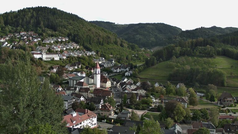 Dieses Bild zeigt eine Webcam-Aufnahme von Ottenhöfen, aufgenommen am Montag, den 21.09.2026 um 17:40 Uhr