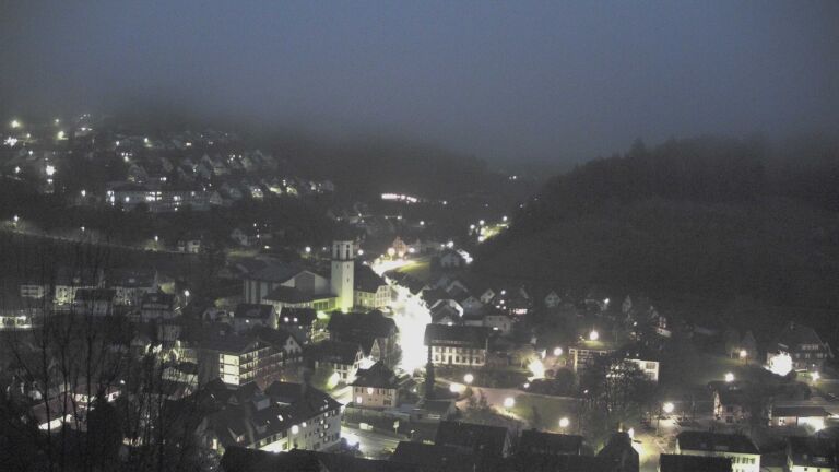 Dieses Bild zeigt eine Webcam-Aufnahme von Ottenhöfen, aufgenommen am Montag, den 13.04.2026 um 06:00 Uhr