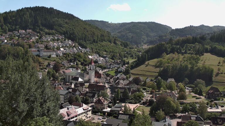 Dieses Bild zeigt eine Webcam-Aufnahme von Ottenhöfen, aufgenommen am Dienstag, den 08.09.2026 um 14:40 Uhr