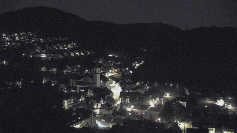Dieses Bild zeigt eine Webcam-Aufnahme von Ottenhöfen, aufgenommen am Mittwoch, den 08.07.2026 um 23:00 Uhr