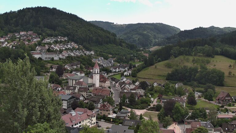 Dieses Bild zeigt eine Webcam-Aufnahme von Ottenhöfen, aufgenommen am Mittwoch, den 08.07.2026 um 14:40 Uhr