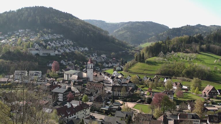 Dieses Bild zeigt eine Webcam-Aufnahme von Ottenhöfen, aufgenommen am Mittwoch, den 15.04.2026 um 09:40 Uhr