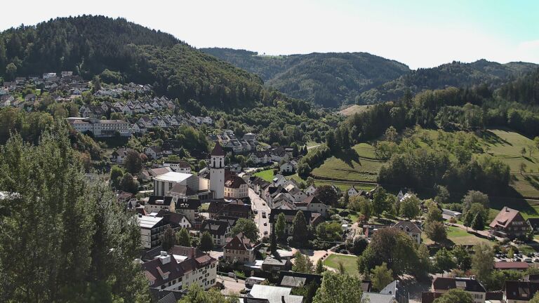 Dieses Bild zeigt eine Webcam-Aufnahme von Ottenhöfen, aufgenommen am Dienstag, den 15.09.2026 um 11:50 Uhr