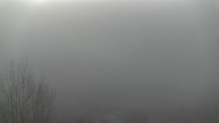 Dieses Bild zeigt eine Webcam-Aufnahme von Ottenhöfen, aufgenommen am Sonntag, den 28.12.2025 um 08:10 Uhr