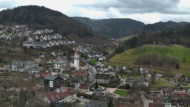 Dieses Bild zeigt eine Webcam-Aufnahme von Ottenhöfen, aufgenommen am Samstag, den 28.02.2026 um 14:00 Uhr