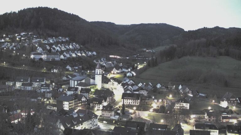 Dieses Bild zeigt eine Webcam-Aufnahme von Ottenhöfen, aufgenommen am Sonntag, den 05.04.2026 um 06:20 Uhr