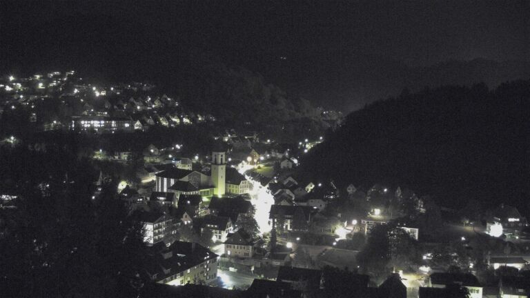 Dieses Bild zeigt eine Webcam-Aufnahme von Ottenhöfen, aufgenommen am Dienstag, den 13.10.2026 um 19:50 Uhr