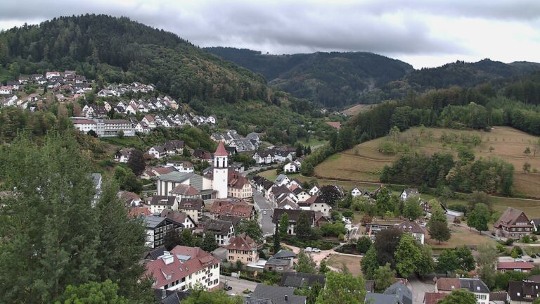Dieses Bild zeigt eine Webcam-Aufnahme von Ottenhöfen, aufgenommen am Samstag, den 22.08.2026 um 09:20 Uhr