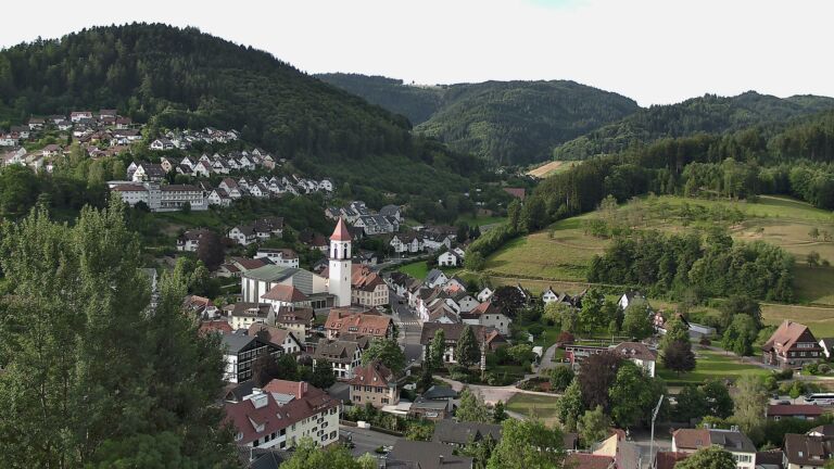 Dieses Bild zeigt eine Webcam-Aufnahme von Ottenhöfen, aufgenommen am Dienstag, den 07.07.2026 um 07:20 Uhr