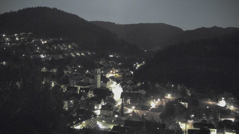 Dieses Bild zeigt eine Webcam-Aufnahme von Ottenhöfen, aufgenommen am Donnerstag, den 30.07.2026 um 00:30 Uhr