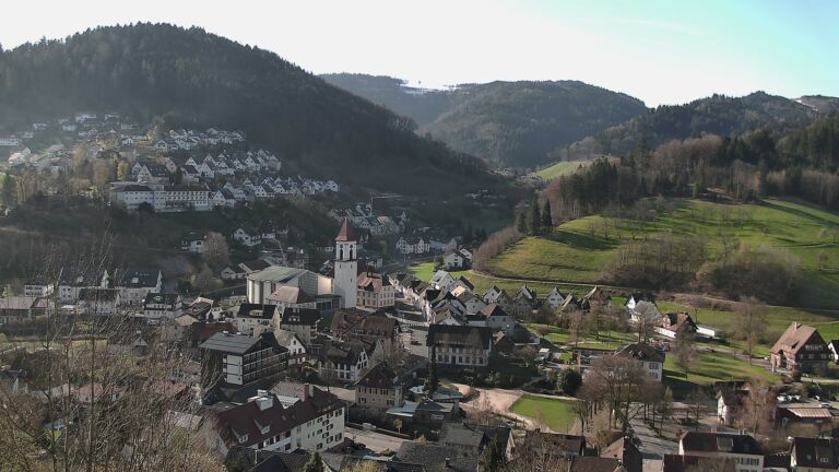 Dieses Bild zeigt eine Webcam-Aufnahme von Ottenhöfen, aufgenommen am Donnerstag, den 02.04.2026 um 09:30 Uhr