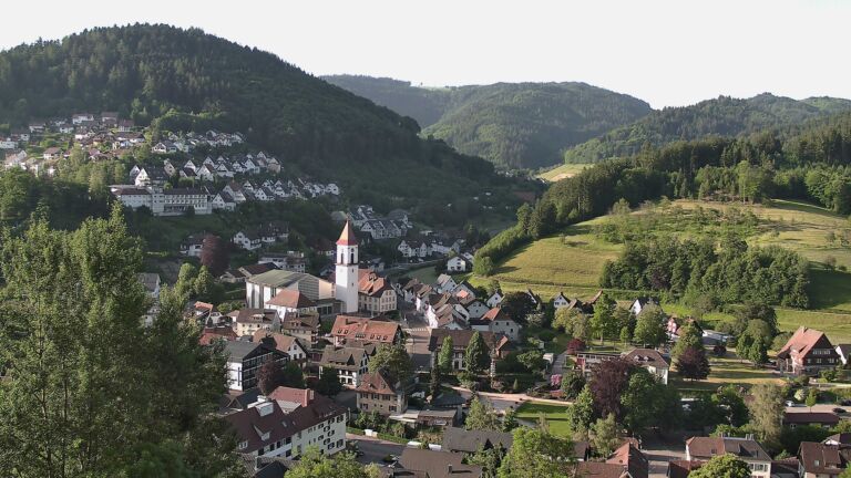 Dieses Bild zeigt eine Webcam-Aufnahme von Ottenhöfen, aufgenommen am Mittwoch, den 27.05.2026 um 07:30 Uhr