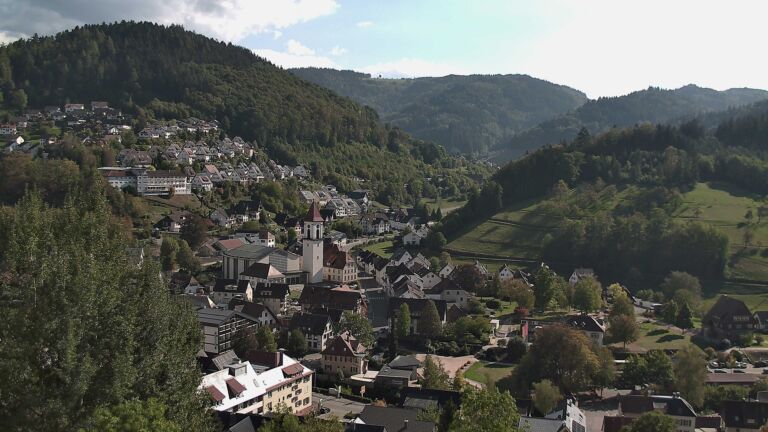 Dieses Bild zeigt eine Webcam-Aufnahme von Ottenhöfen, aufgenommen am Dienstag, den 06.10.2026 um 15:00 Uhr