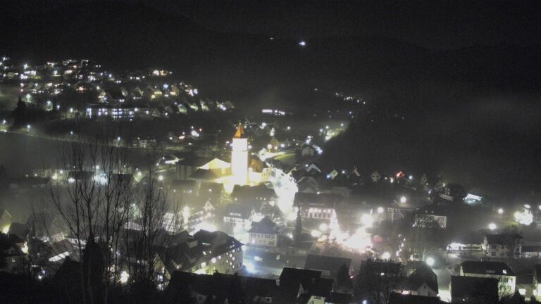 Dieses Bild zeigt eine Webcam-Aufnahme von Ottenhöfen, aufgenommen am Freitag, den 12.12.2025 um 19:50 Uhr