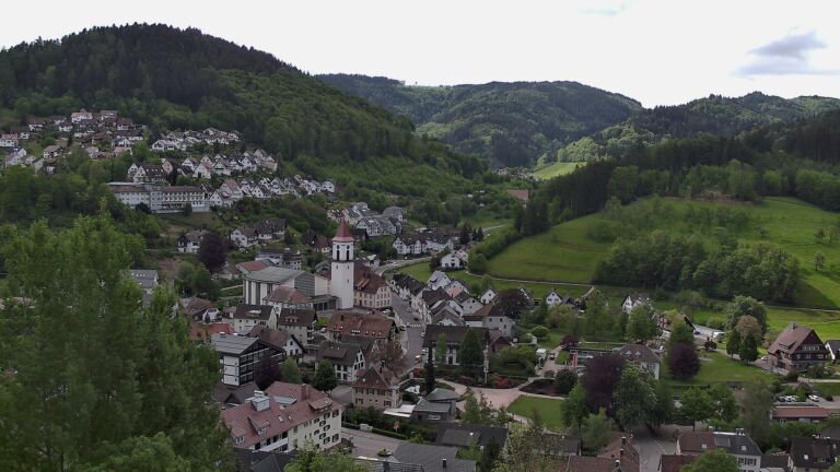 Dieses Bild zeigt eine Webcam-Aufnahme von Ottenhöfen, aufgenommen am Mittwoch, den 06.05.2026 um 10:40 Uhr
