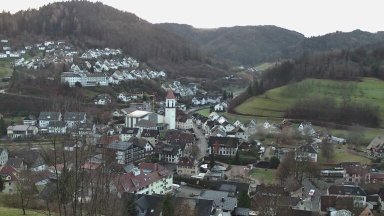 Dieses Bild zeigt eine Webcam-Aufnahme von Ottenhöfen, aufgenommen am Mittwoch, den 17.12.2025 um 08:50 Uhr