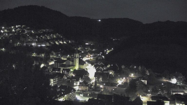 Dieses Bild zeigt eine Webcam-Aufnahme von Ottenhöfen, aufgenommen am Donnerstag, den 01.10.2026 um 06:30 Uhr