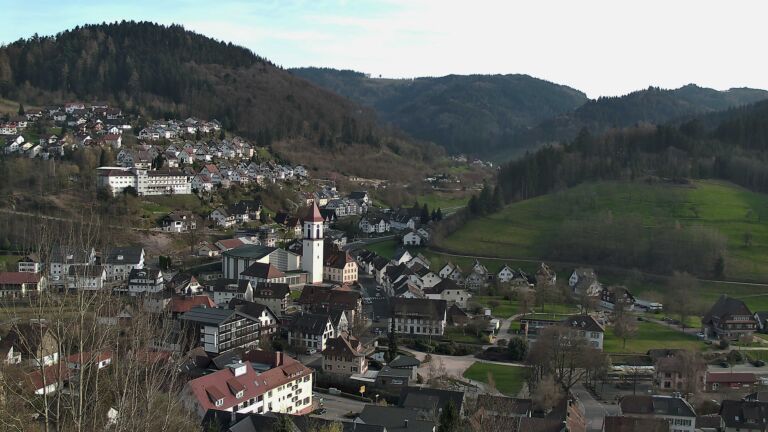 Dieses Bild zeigt eine Webcam-Aufnahme von Ottenhöfen, aufgenommen am Dienstag, den 24.03.2026 um 16:50 Uhr