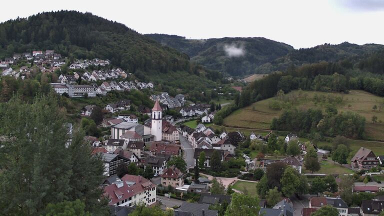 Dieses Bild zeigt eine Webcam-Aufnahme von Ottenhöfen, aufgenommen am Samstag, den 05.09.2026 um 07:50 Uhr