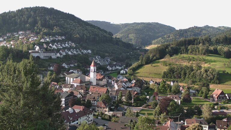 Dieses Bild zeigt eine Webcam-Aufnahme von Ottenhöfen, aufgenommen am Dienstag, den 23.06.2026 um 07:10 Uhr