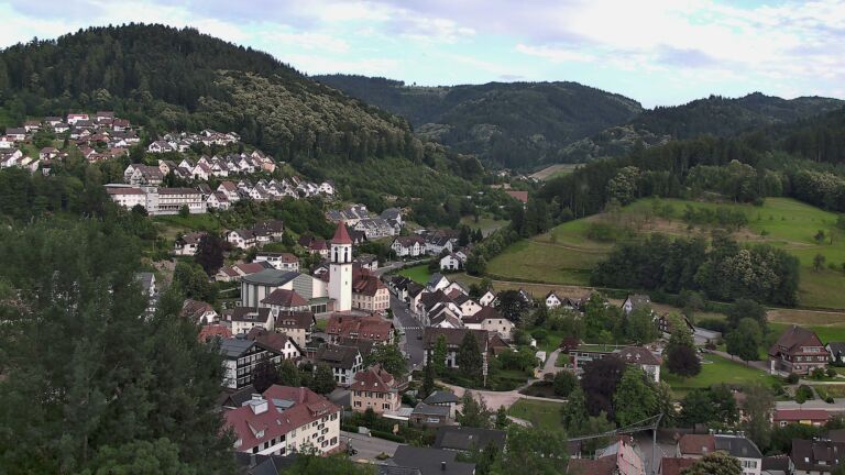 Dieses Bild zeigt eine Webcam-Aufnahme von Ottenhöfen, aufgenommen am Dienstag, den 23.06.2026 um 20:10 Uhr