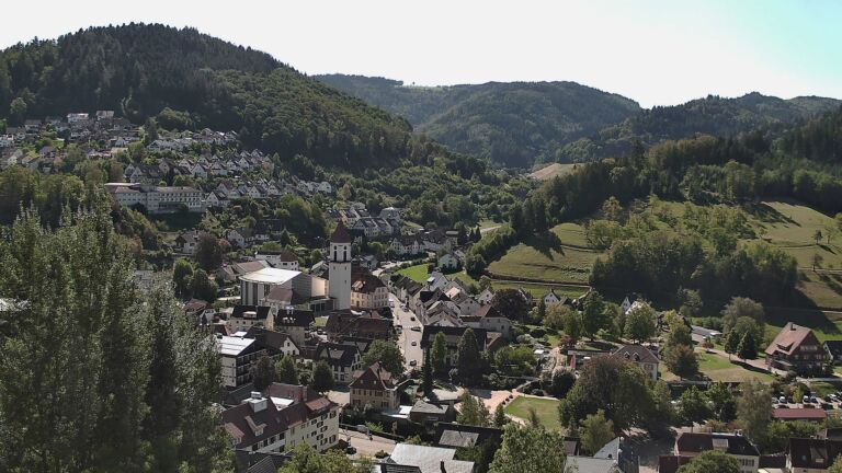 Dieses Bild zeigt eine Webcam-Aufnahme von Ottenhöfen, aufgenommen am Samstag, den 12.09.2026 um 11:50 Uhr