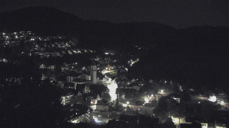 Dieses Bild zeigt eine Webcam-Aufnahme von Ottenhöfen, aufgenommen am Mittwoch, den 15.07.2026 um 23:00 Uhr